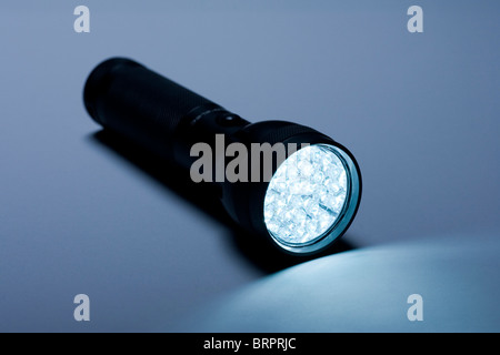 / Torche Lampe de poche avec LED blanches Banque D'Images