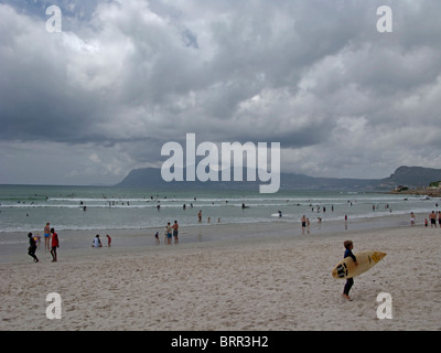 Muizenberg beach surfer's Corner Banque D'Images