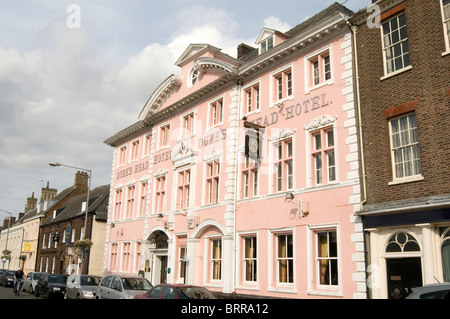 Dukes Head hotel Kings Lynn marché Norfolk Square centre ville immeuble ancien provincial rural traditionnel anglais Banque D'Images