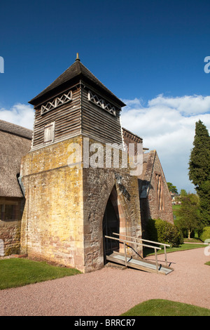 UK, Herefordshire, George Sanders, All Saints Arts et artisanat tour de l'Église, conçue par William Lethaby Banque D'Images