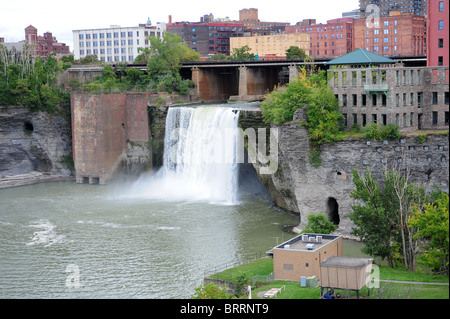 USA Rochester New York NY high falls sur la rivière Genesee Banque D'Images
