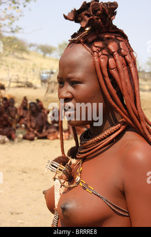 Les gens dans les Himba Opuwo Région de Namibie Banque D'Images