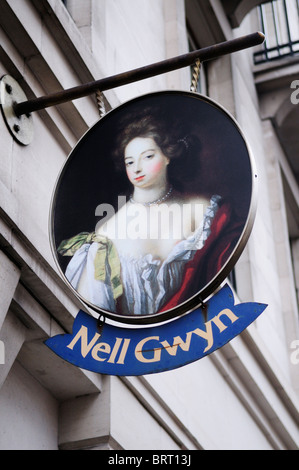 Nell Gwyn tavern enseigne de pub, The Strand, London, England, UK Banque D'Images