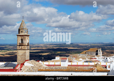 Vue sur les toits de la ville, Medina Sidonia, Province de Cadix, Andalousie, Espagne, Europe de l'Ouest. Banque D'Images