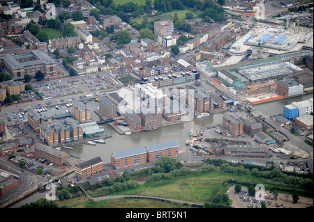 Vue aérienne de Gloucester Docks avec les travaux de construction (août 2008) en cours au centre commercial Gloucester Quays (droite) UK Banque D'Images