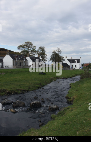 Village de métayage avec dhuirinish duirinish allt flux ecosse octobre 2010 Banque D'Images