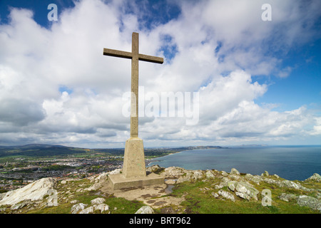 Vue aérienne de Dublin depuis le Bray Head. Banque D'Images