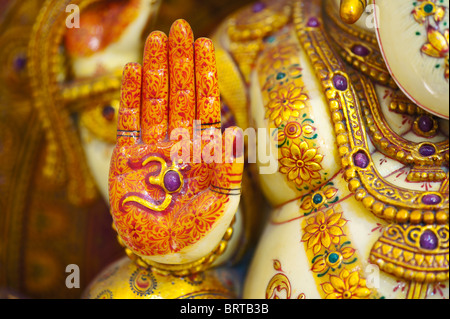 Dieu, Seigneur de l'éléphant hindou Ganesha. Ornate statue en marbre. L'Inde Banque D'Images