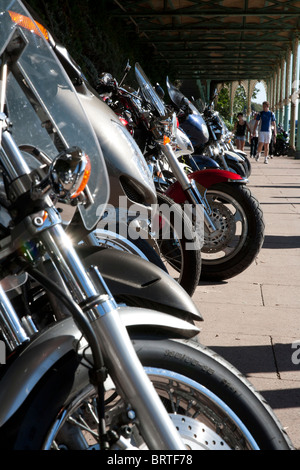 Brightonia 2010, le front de mer de Brighton, repris par les motards Banque D'Images