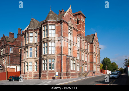 Ancien victorien classé Grade II d'origine de l'aile du bâtiment de l'hôpital à Sheffield Jessop Banque D'Images