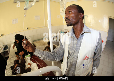 Service de pédiatrie d'un hôpital afghan Banque D'Images