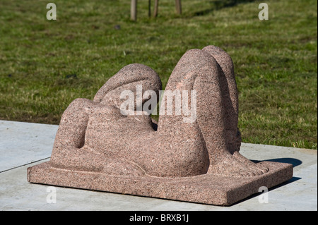 Figure de pierre d'une femme, KUMU, Musée d'art, Tallinn, Estonie, Pays Baltes Banque D'Images