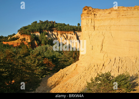 COLORADO provençal, les ocres de Rustrel, Vaucluse (84), FRANCE Banque D'Images