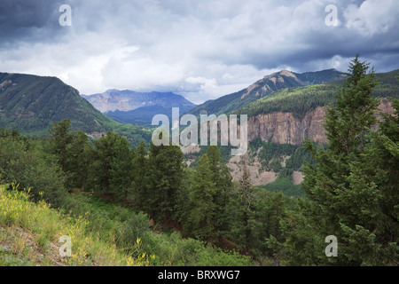 Tempête sur montagnes de San Juan dans le Colorado, USA Banque D'Images