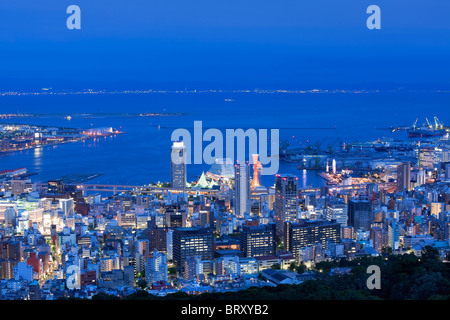 Paysage urbain de la ville de Kobe de Mt. Shisho de nuit, Chiba Prefecture, Honshu, Japan Banque D'Images