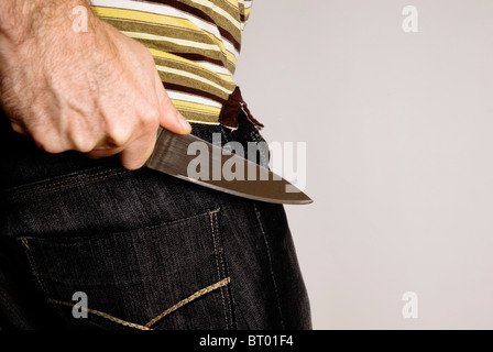 Close-up de l'homme avec le couteau avec de l'espace pour le texte ou cut out Banque D'Images