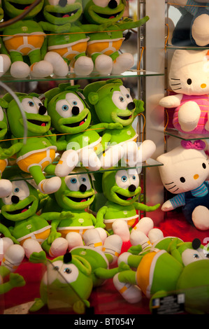 Station arcade jouets en peluche cadeaux Skegness Lincolnshire UK Banque D'Images