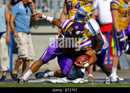 Les Vikings de Vienne battre les Giants de Graz dans un match éliminatoire EFL 38-22 le 6 juin 2010 à Hohe Warte stadium à Vienne, Autriche. Banque D'Images