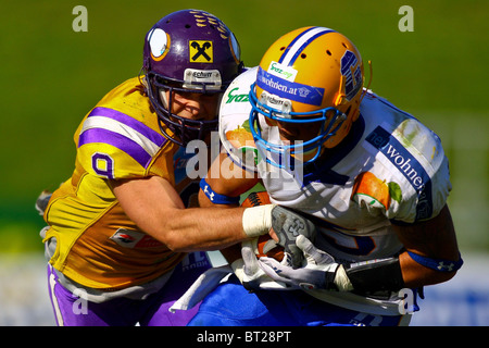 Les Vikings de Vienne battre les Giants de Graz dans un match éliminatoire EFL 38-22 le 6 juin 2010 à Hohe Warte stadium à Vienne, Autriche. Banque D'Images