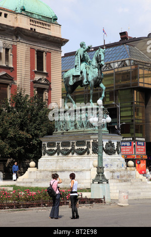 Serbie, Belgrade, statue du Prince Michel, Place de la République, Banque D'Images