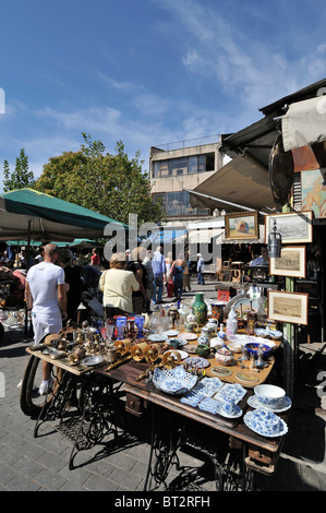 Marché Aux Puces À Monastiraki, Athènes, Grèce Banque D'Images