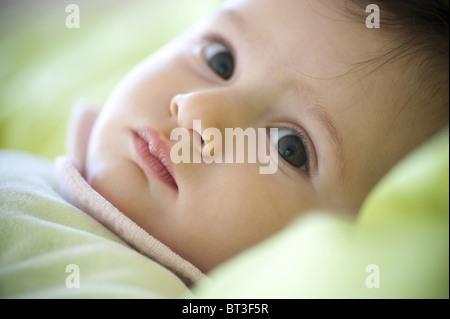 Retour à la fille de bébé Banque D'Images