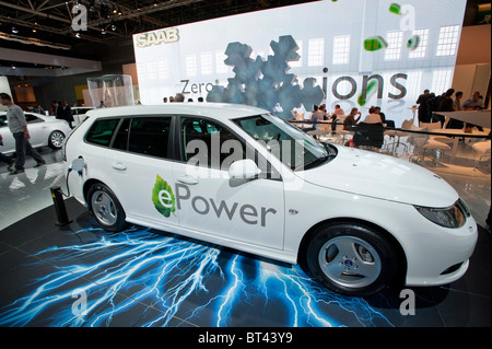 Saab 9-3 ePower voiture électrique à Paris Motor Show 2010 Banque D'Images