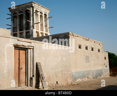 Ancienne maison originale dans le village d'al-Jazirah au sud de la ville de Ras al Khaimah, 2007 Banque D'Images