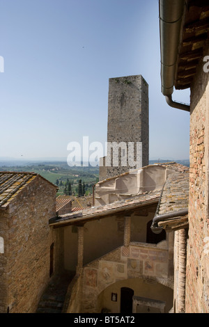 Une des tours de San Gimignano, Italie Banque D'Images