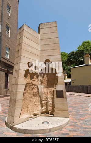 Statue du port de Sydney, les premiers colons de grès de passage de la famille, de l'architecture, de l'attraction, aussie, l'Australie, de l'Australie, bay, bleu, Banque D'Images