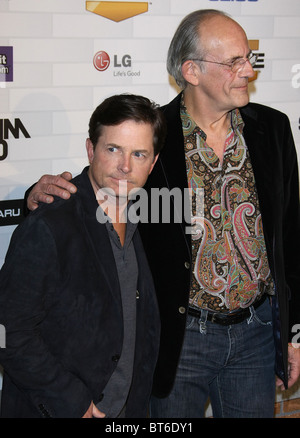 MICHAEL J. FOX CHRISTOPHER LLOYD Spike TV'S SCREAM 2010 LOS ANGELES CALIFORNIA USA 16 Octobre 2010 Banque D'Images