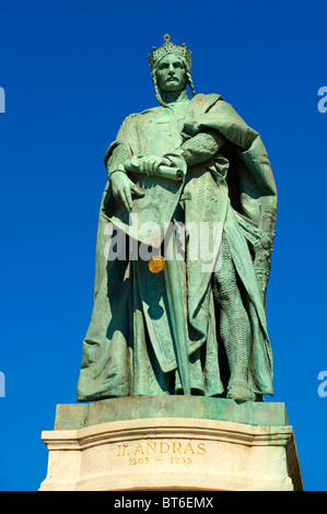 Statue du Roi Andras 2e - Hősök tere, ( Place des Héros ) Budapest Hongrie Banque D'Images