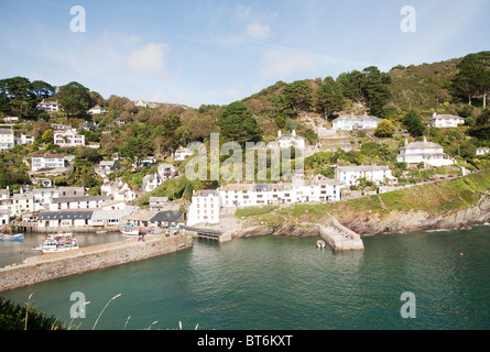Vue sur le port de sentier du littoral à Polperro, Cornwall, England, UK Banque D'Images