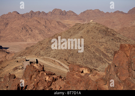 Petite chapelle près de djebel Musa ou le mont Sinaï près de Saint Katherine ou El village Miga, Sinaï, Égypte, Afrique Banque D'Images