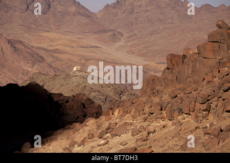 Petite chapelle près de djebel Musa ou le mont Sinaï près de Saint Katherine ou El village Miga, Sinaï, Égypte, Afrique Banque D'Images