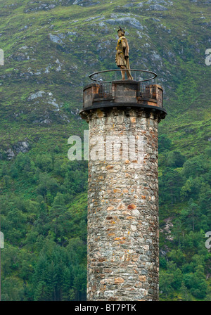 Le monument de Glenfinnan dans les Highlands écossais Ecosse Lochaber Banque D'Images