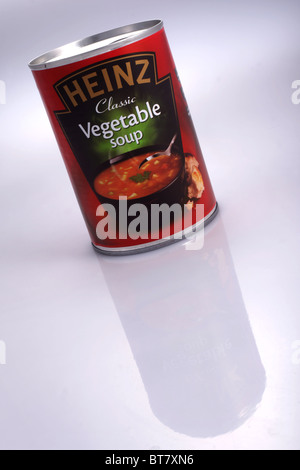 Pouvez d'Heinz Classic Soupe de légumes de UK. Banque D'Images