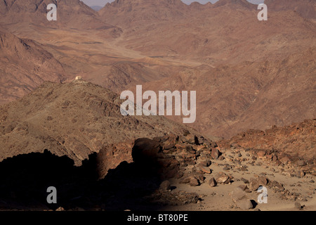 Petite chapelle près de djebel Musa ou le mont Sinaï près de Saint Katherine ou El village Miga, Sinaï, Égypte, Afrique Banque D'Images