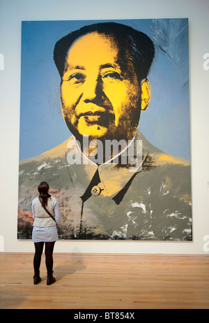 Portrait de Mao par Andy Warhol au Metropolitan Museum of Art à Manhattan , New York City, USA Banque D'Images