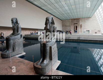Temple de Dendur au Metropolitan Museum of Art à Manhattan , New York City, USA Banque D'Images