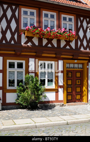 Dans Fachwerkhaus Wernigerode, Sachsen-Anhalt, Allemagne. - Maison à colombages à Wernigerode, Saxe-Anhalt, Allemagne. Banque D'Images