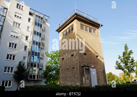 Guenter Litfin Memorial pour la première personne ont abattu au mur de Berlin, Berliner Strasse street à l'Berlin-Spandau Banque D'Images