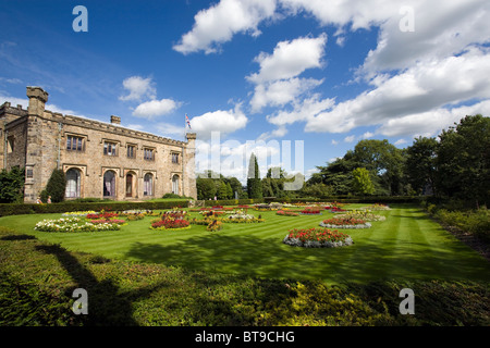 Jardins ornementaux à Towneley Hall, Burnley Banque D'Images