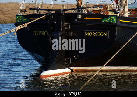 Étude de la 'bateau' Juno à Blakeney Quay sur la côte nord du comté de Norfolk Banque D'Images