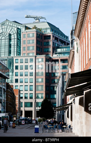 Brushfield Street par Marché de Spitalfields, E1, Londres, Royaume-Uni Banque D'Images