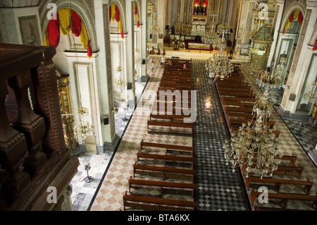 Intérieur de l'église San Agustin à Manille, aux Philippines, un des sites du patrimoine de l'unesco. Banque D'Images