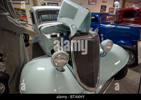 Don Garlits Museum of Drag Racing Ocala en Floride George Montgomery 1934 Ford coupe street drag racer hot rod Banque D'Images