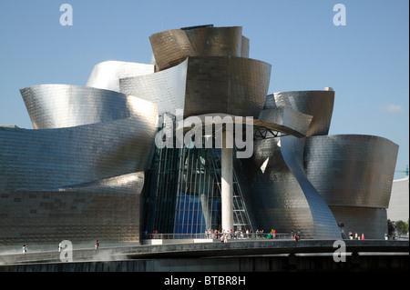 Vue sur le Guggenheim Museum, Bilbao, Espagne Banque D'Images