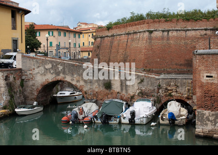 Livourne Livourne traditionnellement appelé en anglais, est une ville portuaire sur la mer Ligure, à l'extrémité ouest de la Toscane, Italie. Banque D'Images