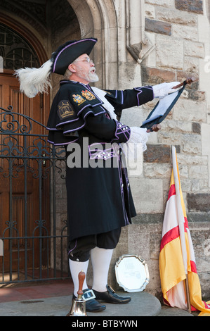 David Craner (Beaminster) concurrence dans le Dorset 2010 crieur public la concurrence. David a été placé 2ème. Banque D'Images